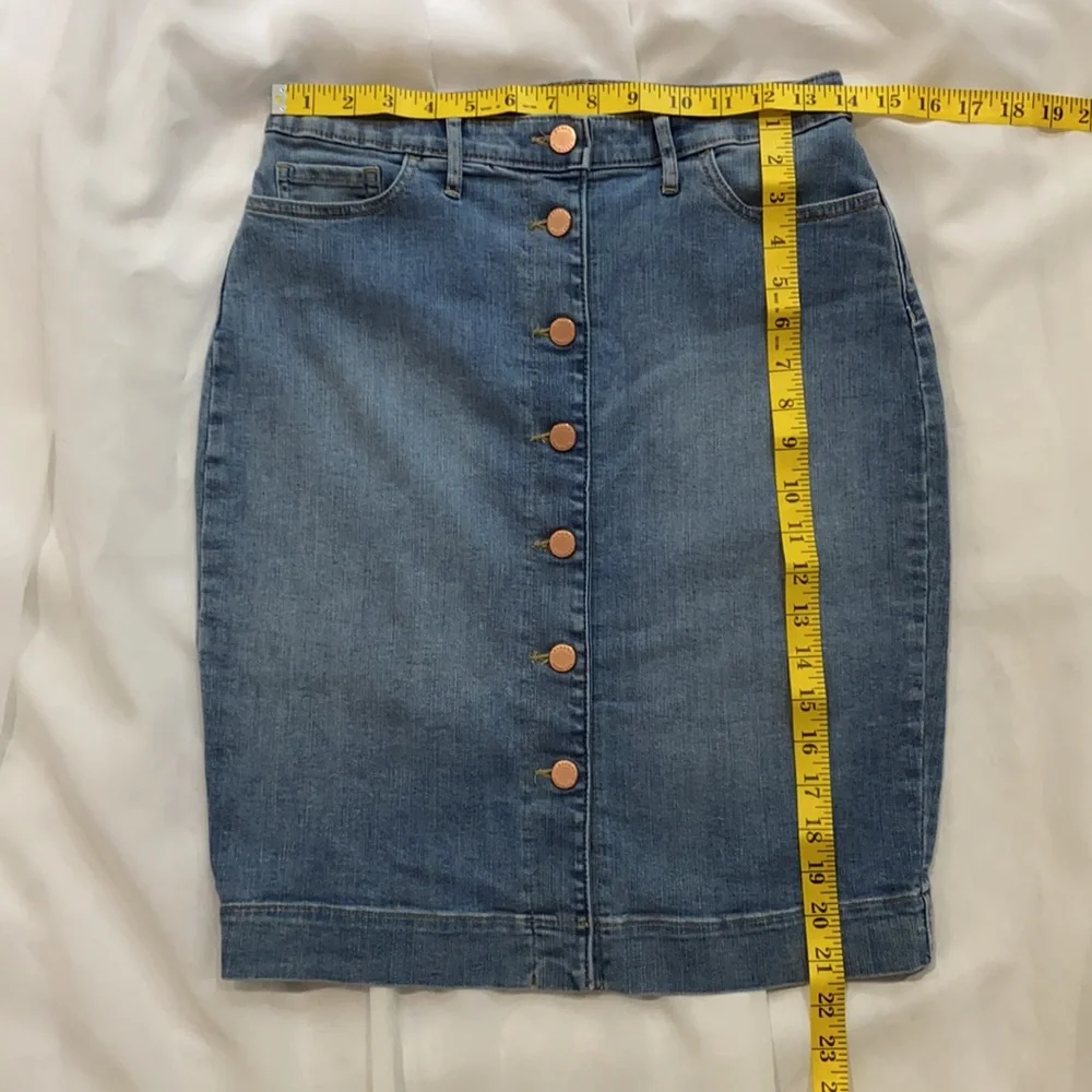 Banana Republic Denim Pencil Skirt - Picture 5 of 7